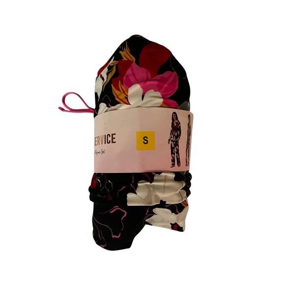 Room Service Shawl Collar Pajama Set (Size S) Color: Black/Pink/White-Floral New - Picture 12 of 13